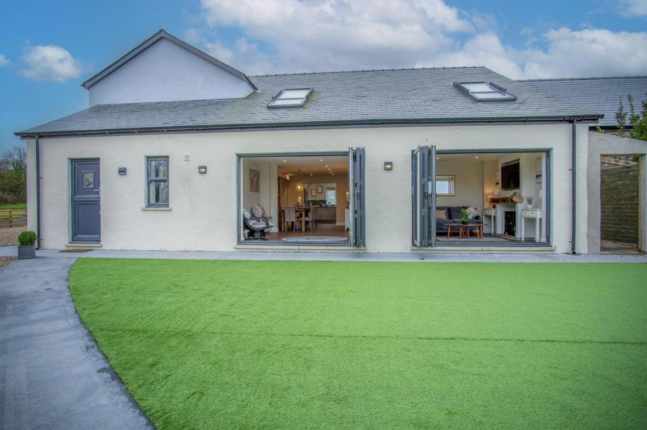 Kiln Park Farmhouse - 4 Bedroom Cottage - Narberth Exterior photo